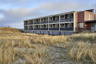 Terschelling, abandon Hotel Punthoofd